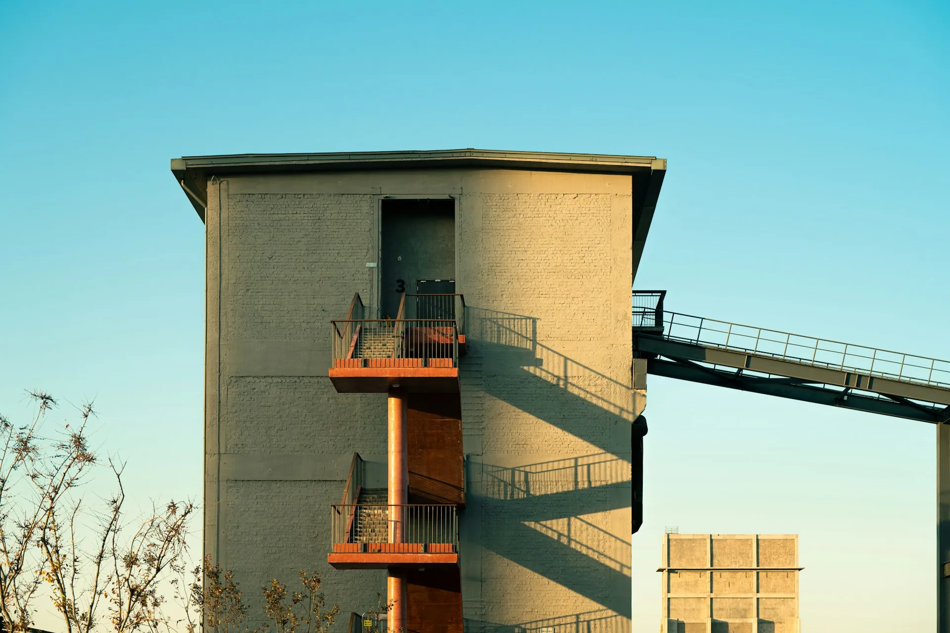 Advanced supply chain monitoring dashboard